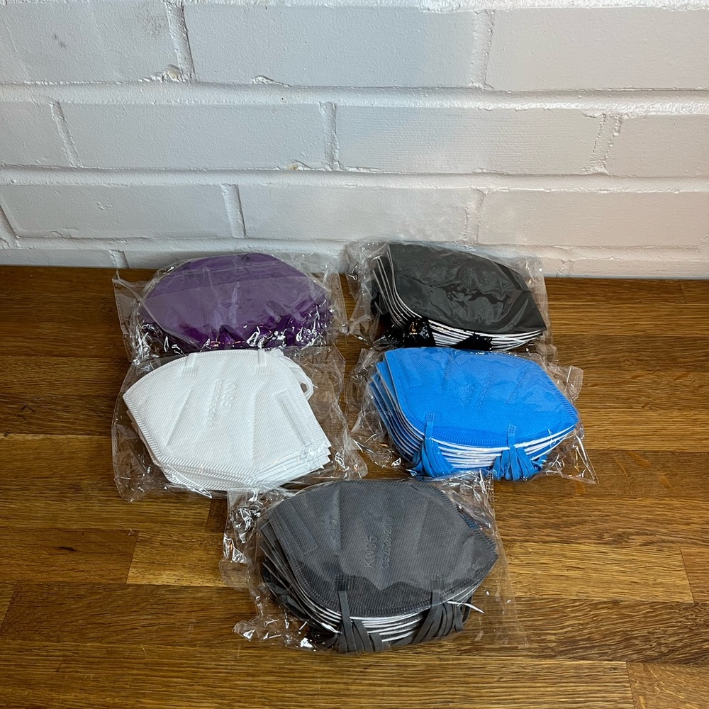 KN95 masks - 50 count - Picture 2 of 2